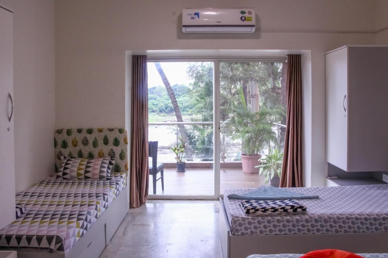 Urban Nomads Pune Riverside Colive Cowork Pansiyon Dış mekan fotoğraf