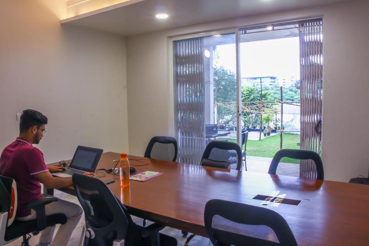 Urban Nomads Pune Riverside Colive Cowork Pansiyon Dış mekan fotoğraf