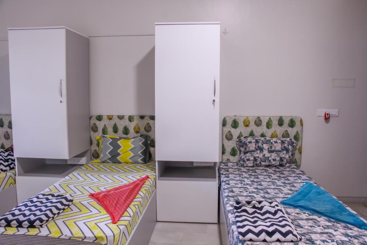 Urban Nomads Pune Riverside Colive Cowork Pansiyon Dış mekan fotoğraf