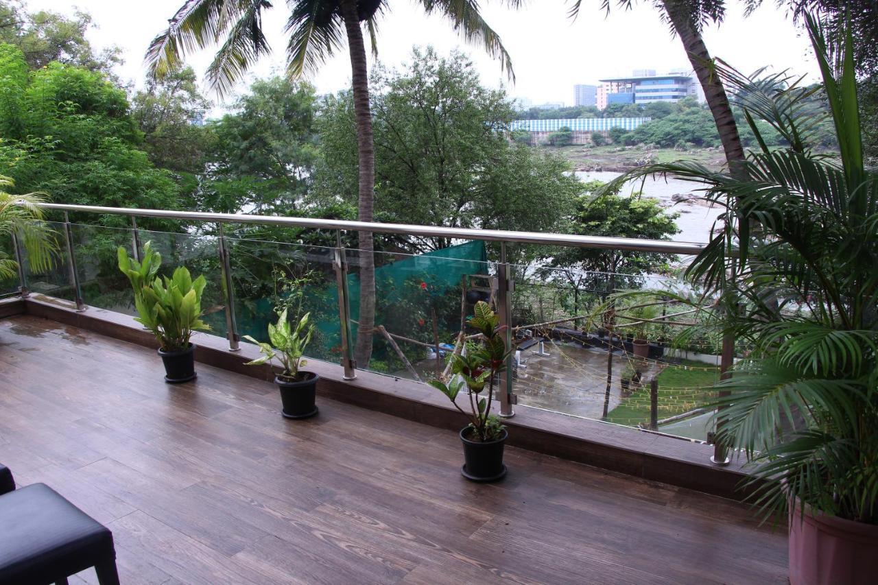 Urban Nomads Pune Riverside Colive Cowork Pansiyon Dış mekan fotoğraf